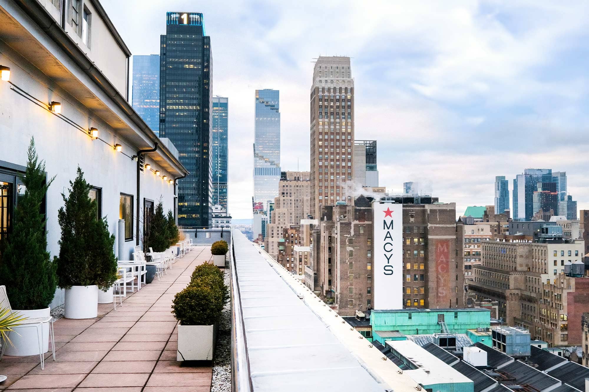 Manhattan stay side gallery image 3