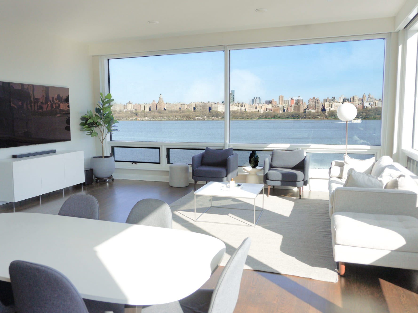 Penthouse stay gallery image 1
