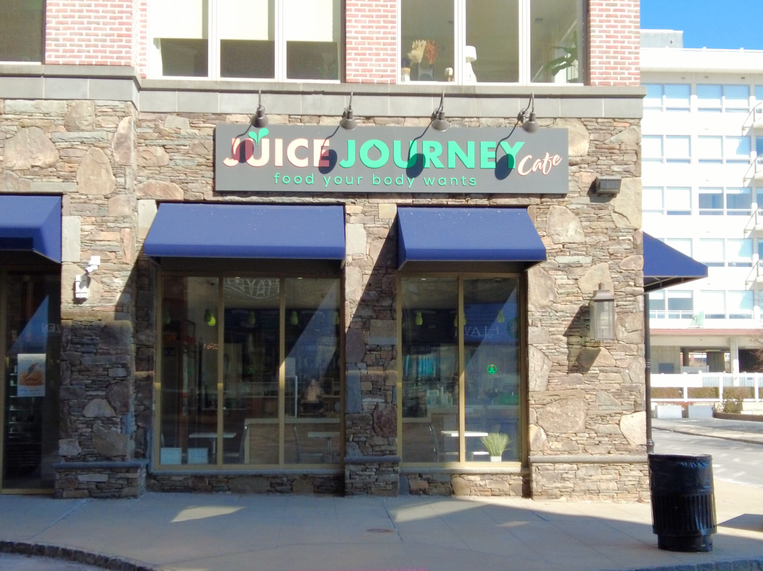 Penthouse stay location image 8