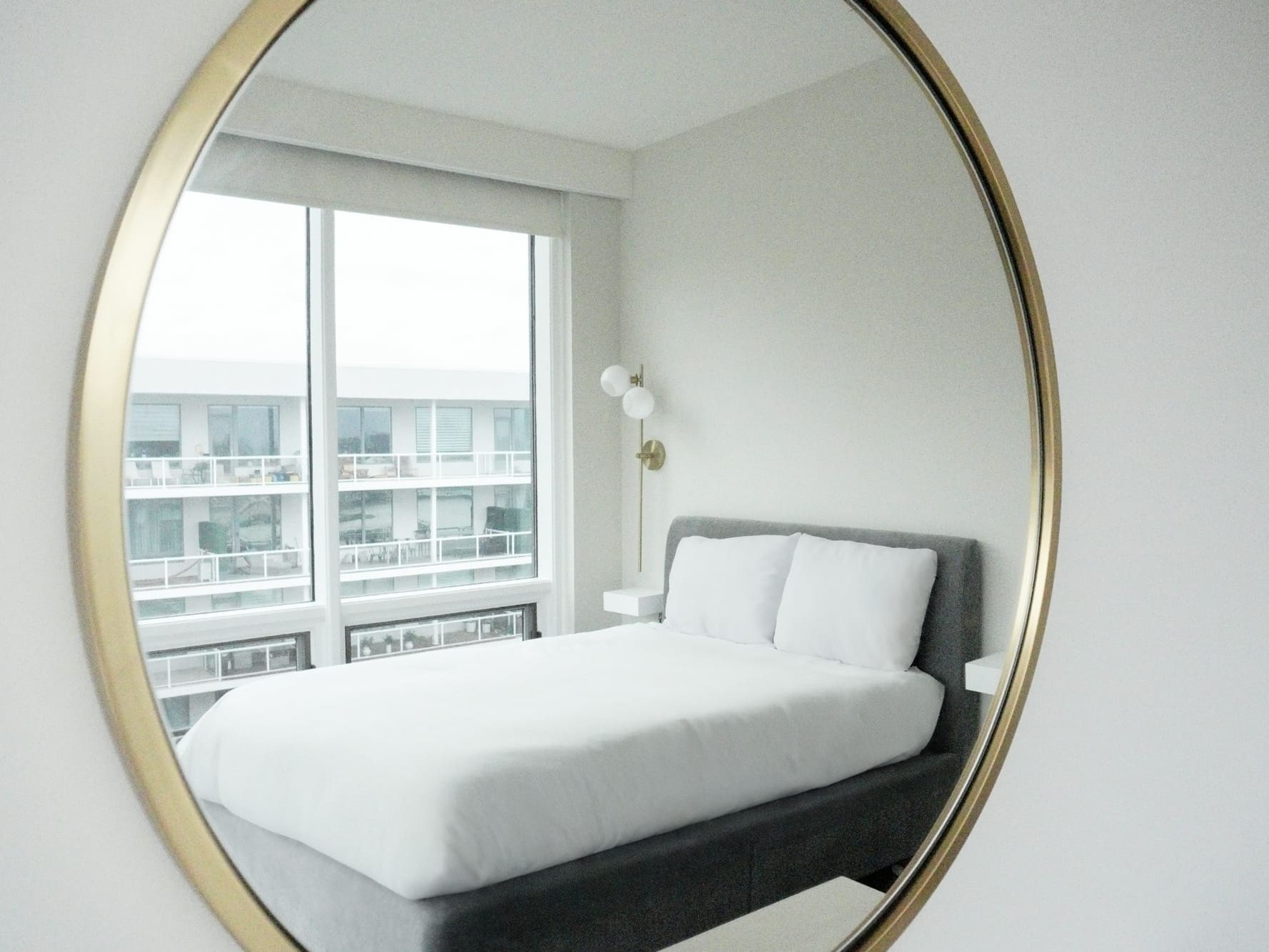 Penthouse stay side gallery image 1